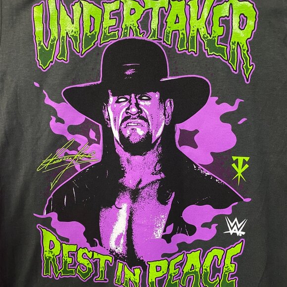 WWE Ash The Undertaker Rest In Peace Glow Ink T-Shirt Small - Picture 2 of 4